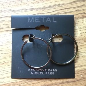 Metal Hoop Earrings for Sensitive Ears - Brown/Antique Brass